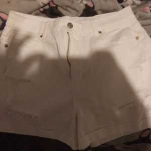 American mom shorts. New w tag size 10